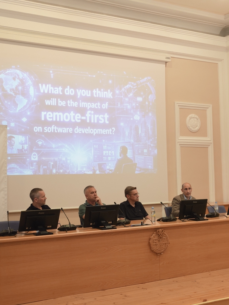 Round Table